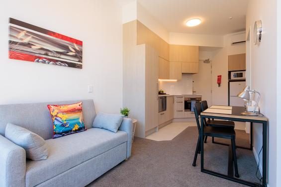 Apartment 6